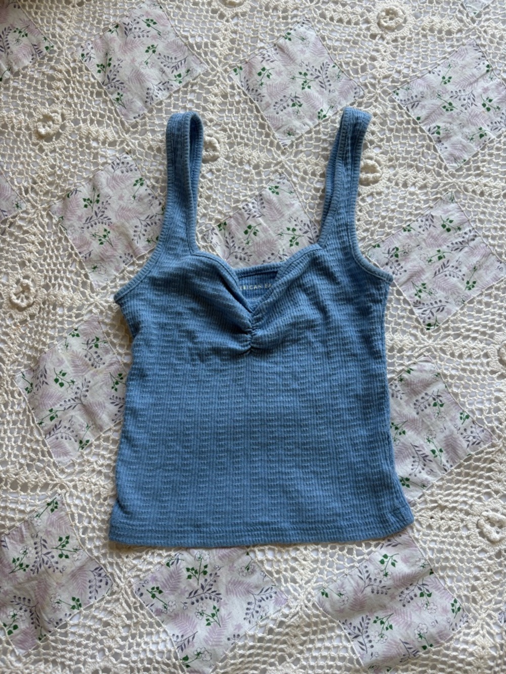American Eagle blue ribbed sweetheart tank